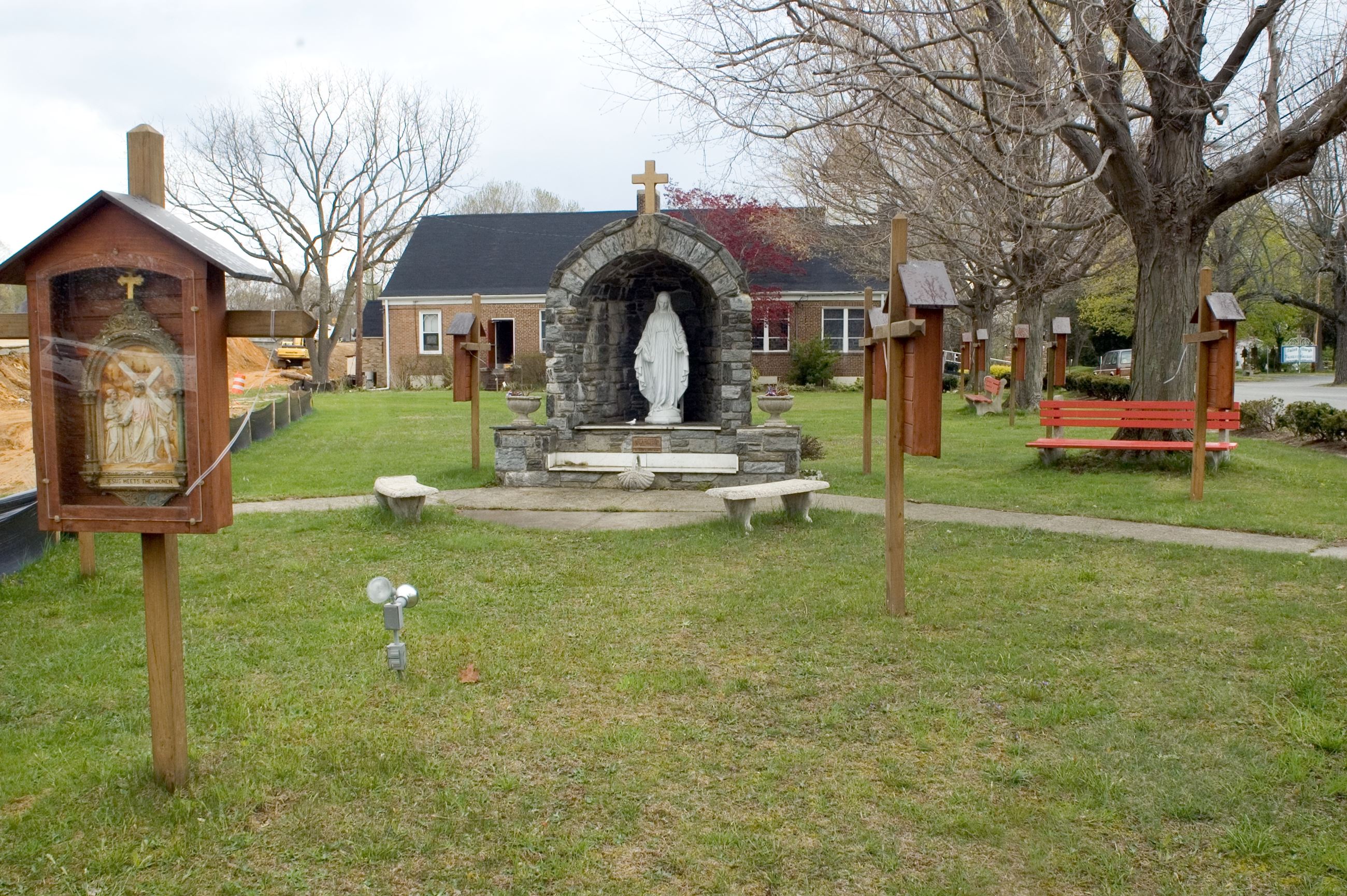 Mother Mary Statue in Yard