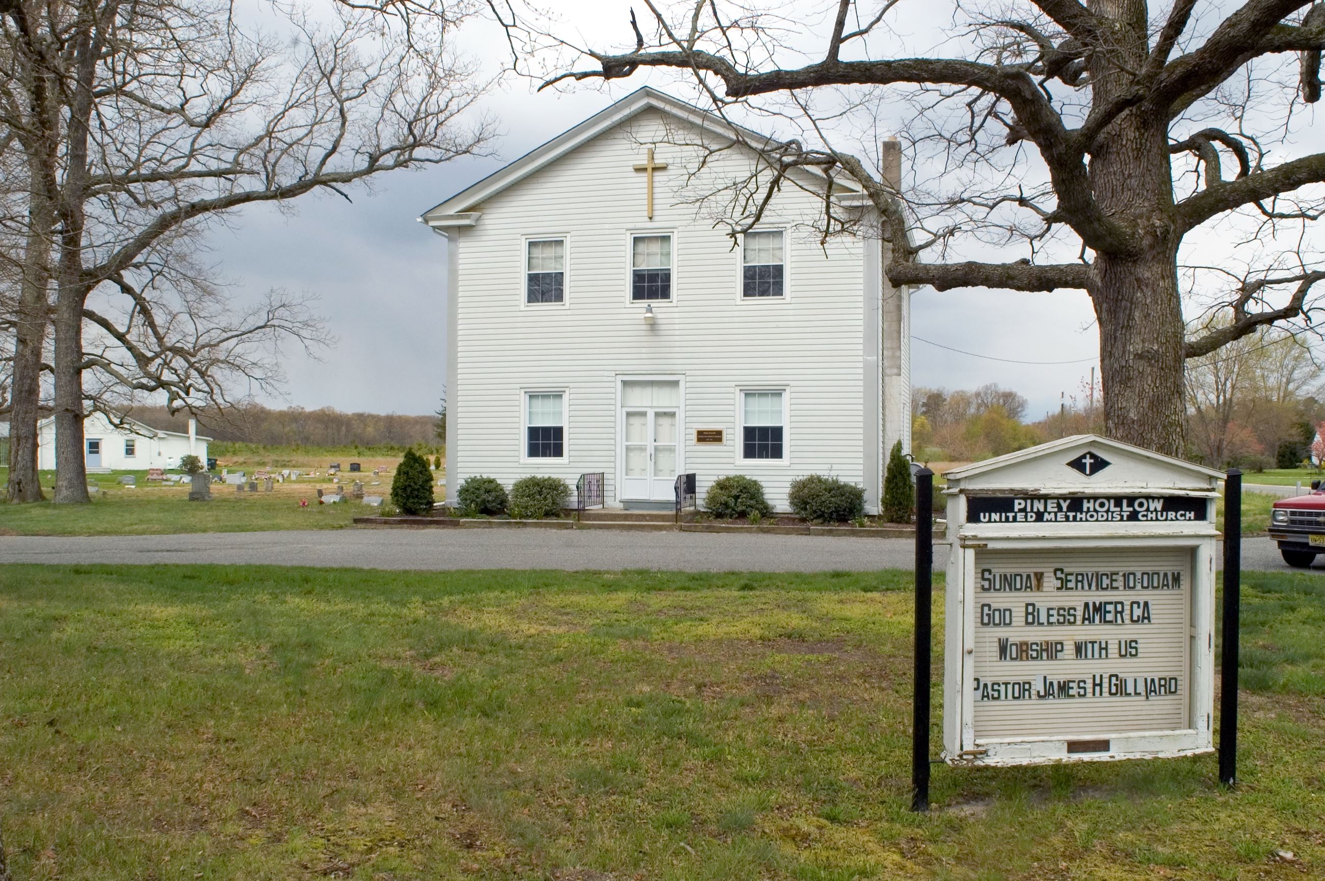 Piney Hallow United Methodist Church with Sign 