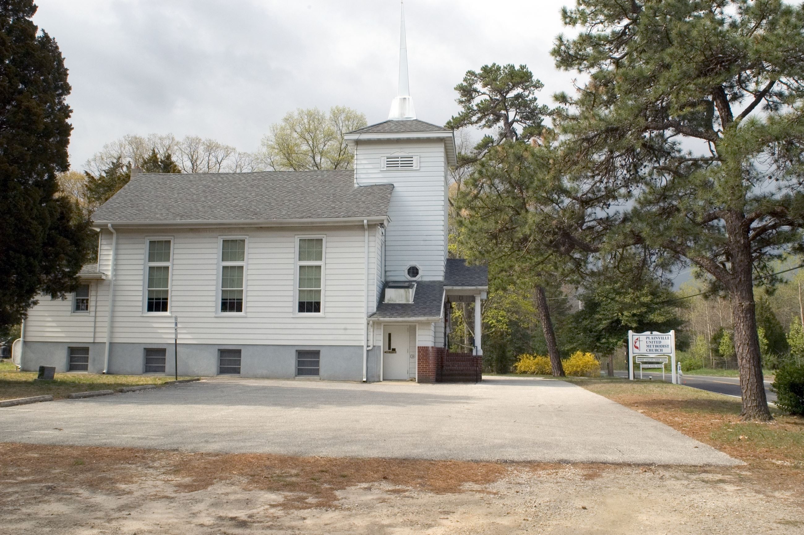 Side of Plainville United Methodist Church