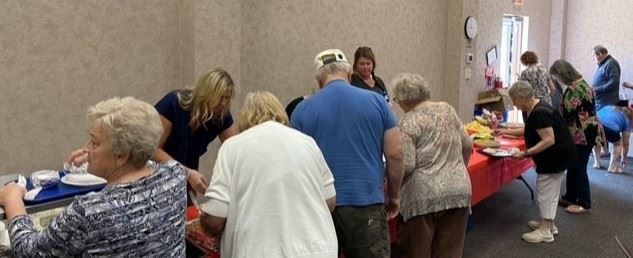 2023 Seniors BBQ Line for Food